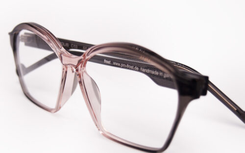 FROST APROPOLIS c.03